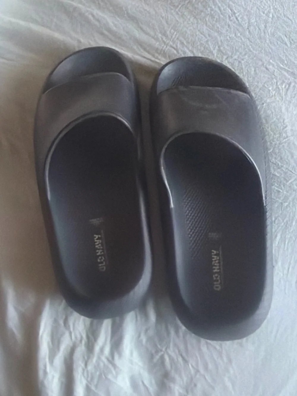 Old Navy Black Slide Sandals